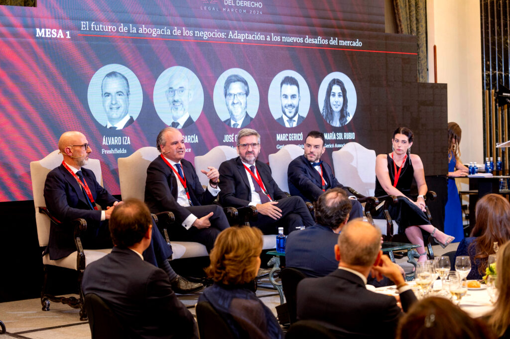 Mesa Redonda en evento de marketing jurídico en Madrid